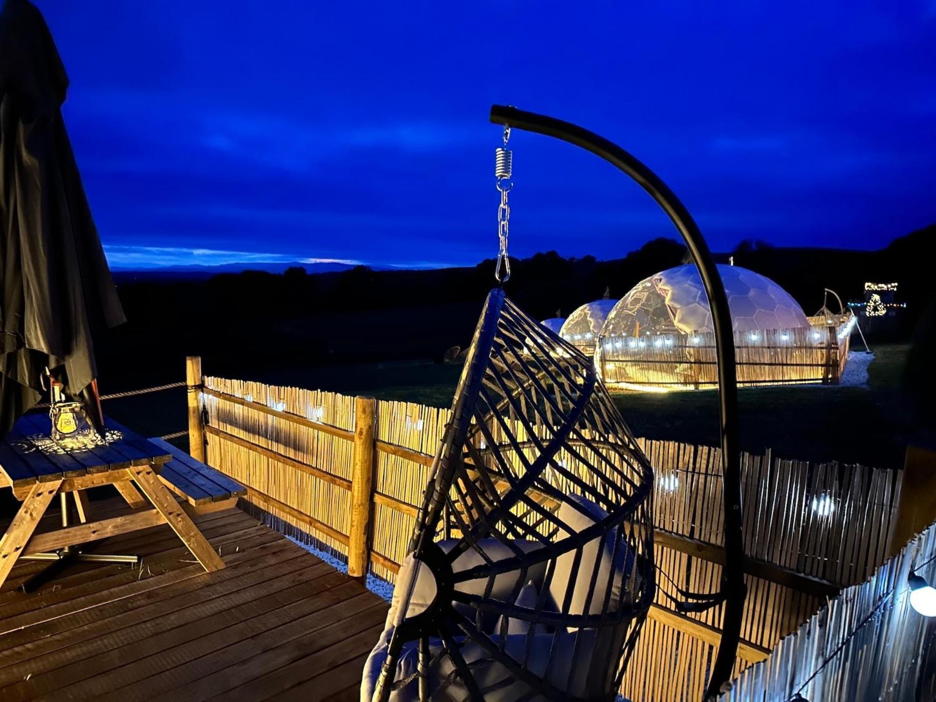 Deerstone Glamping-Boulsworth Hill Dome Hot Tub Hotel Earby Exterior photo